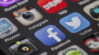 Facebook, Instagram und Whats App down